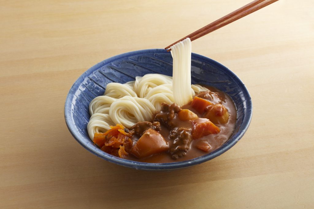 レトルトカレー×そうめん