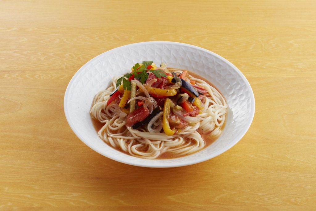 暑気払い　夏野菜の洋風冷麺